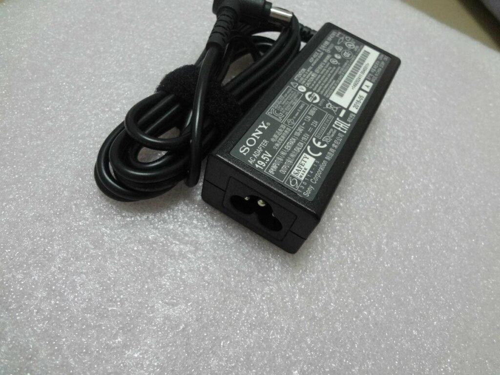 Sony VAIO VGP-AC19V76 charger