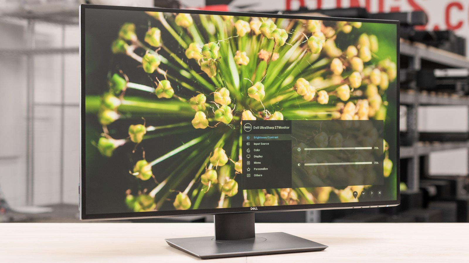 Dell U2720Q UltraSharp 27-inch 4K monitor Dell U2720Q UltraSharp 27-inch 4K monitor
