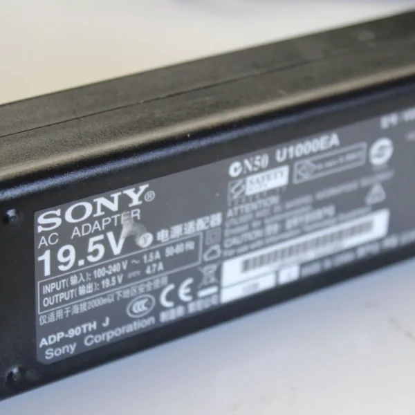 Sony VAIO VGP-AC19V59 90W adapter