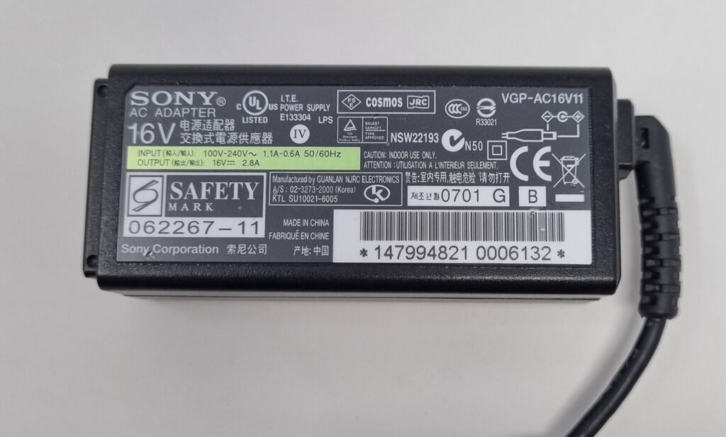 Sony VGP-AC16V11 power adapter