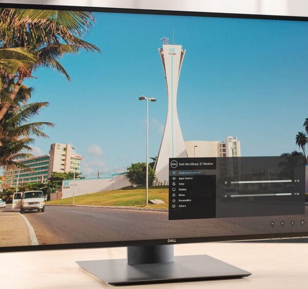 Dell U2719DX monitor Kenya Dell U2719DX Nairobi Dell 27 inch QHD monitor Kenya Dell UltraSharp monitor Kenya Dell QHD IPS monitor Nairobi Dell 2560x1440 monitor Kenya